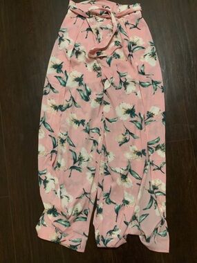 Wide Leg Floral Pants in Pink